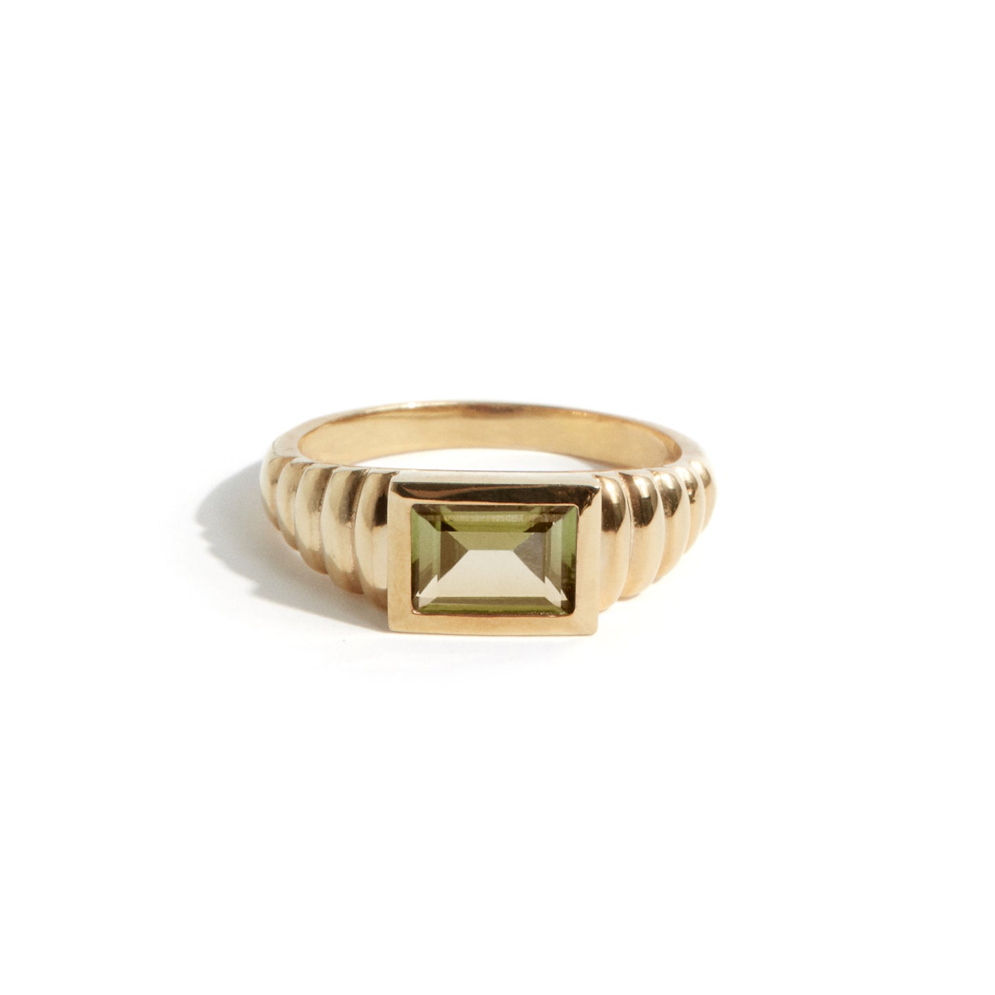 BAGUETTE ART DECO GREEN RING IN GOLD